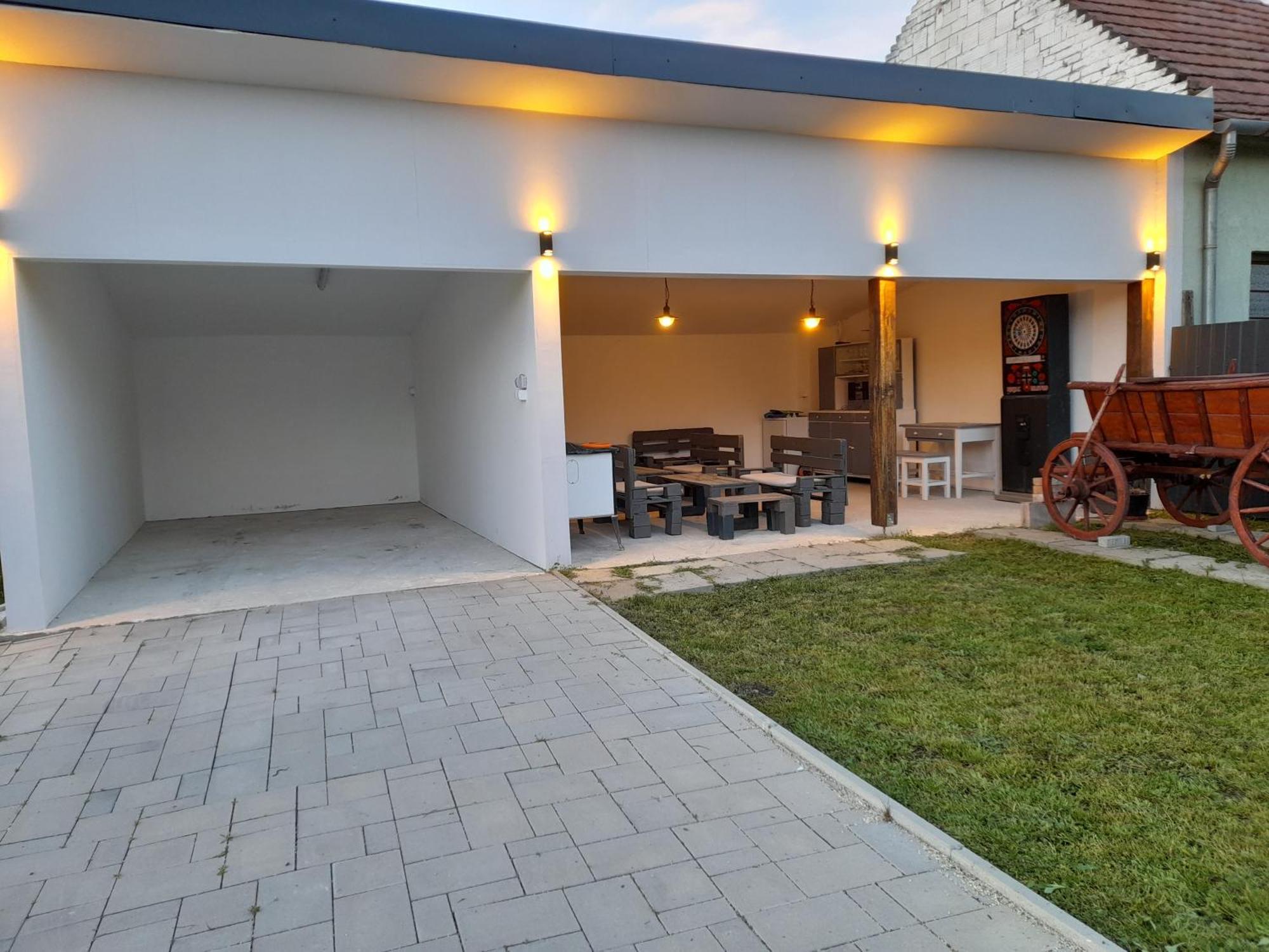 Villa Anna, Ingyenes Wifivel és Parkolással. *